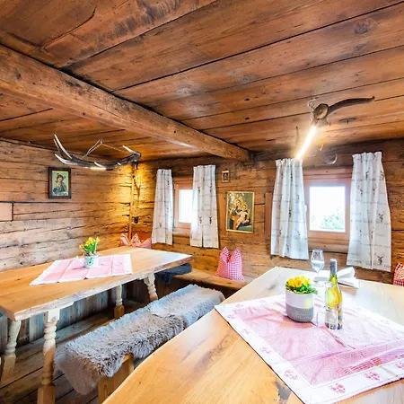 Spacious In F Genberg With Sauna בית נופש פוגנברג